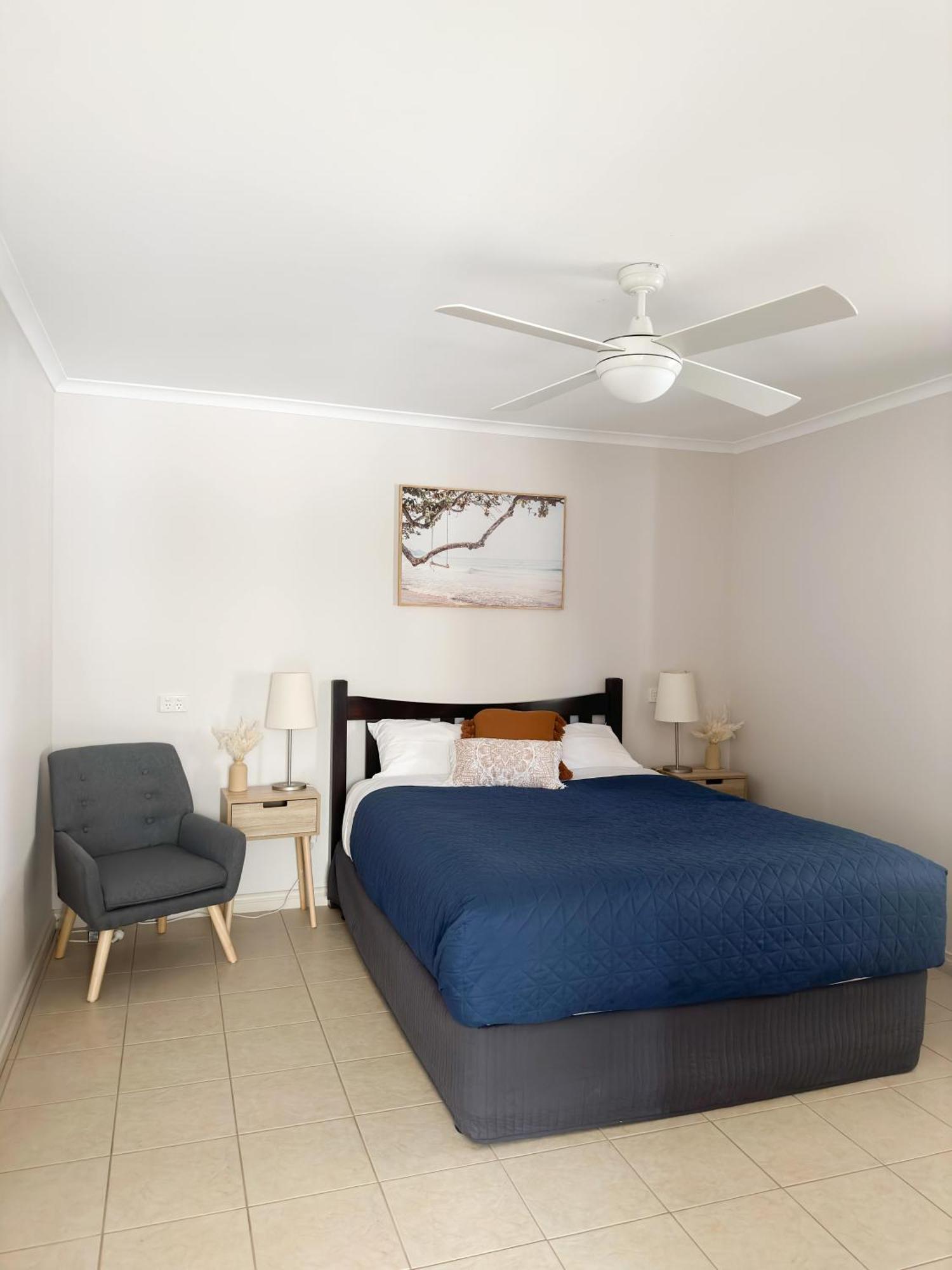 Port Vincent Motel & Apartments Экстерьер фото